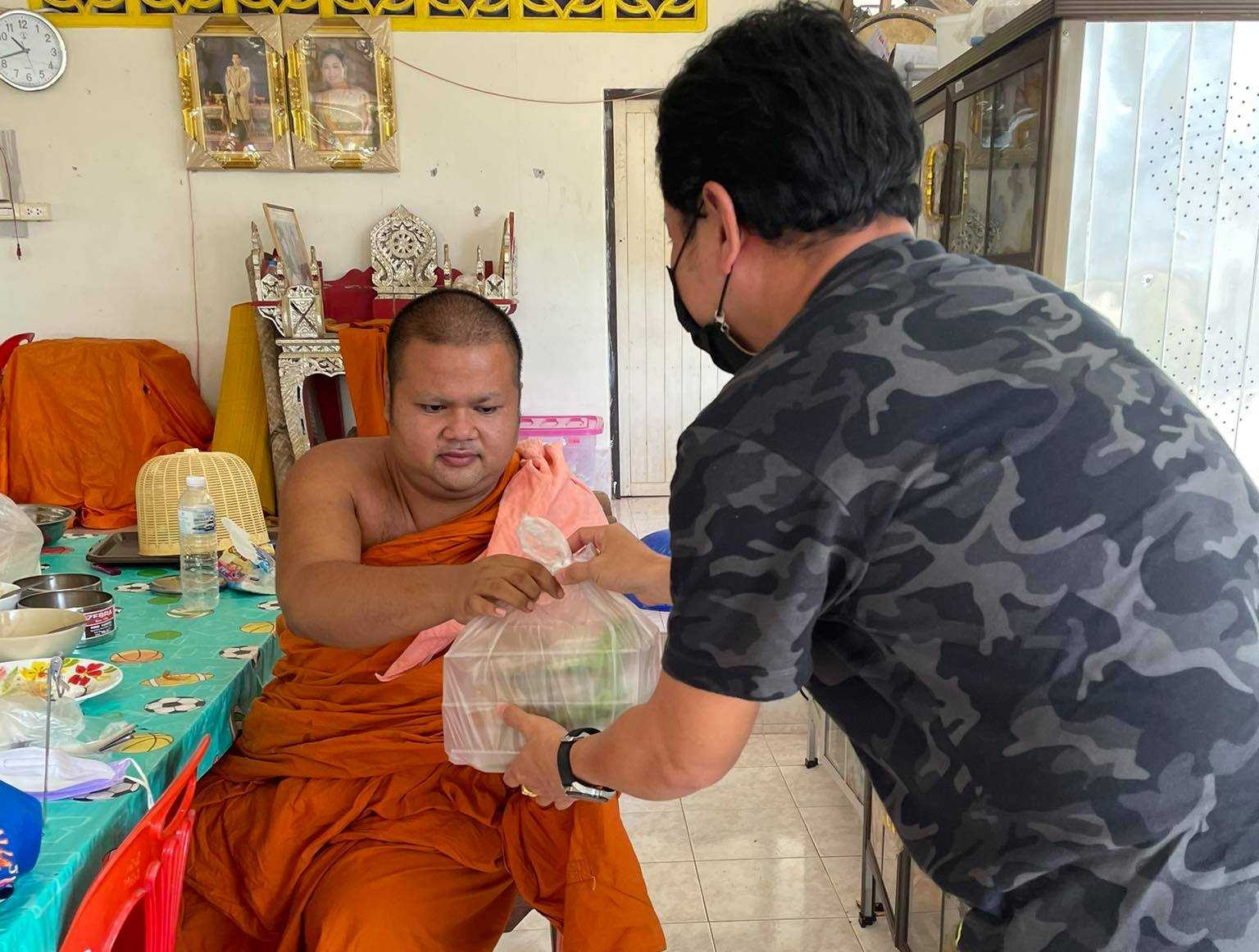 อาศรมวัฒนธรรมวลัยลักษณ์ จัดโครงการทำความดีเข้าพรรษา