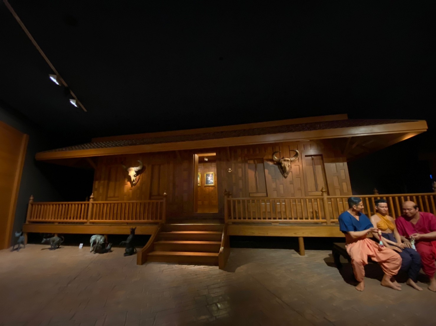 อาศรมวัฒนธรรมวลัยลักษณ์ศึกษาดูงานการออกแบบและบริหารจัดการนิทรรศการภายในพิพิธภัณฑ์ด้านศิลปะและวัฒนธรรม (ระหว่างวันที่ 3-5 ธันวาคม 2564)