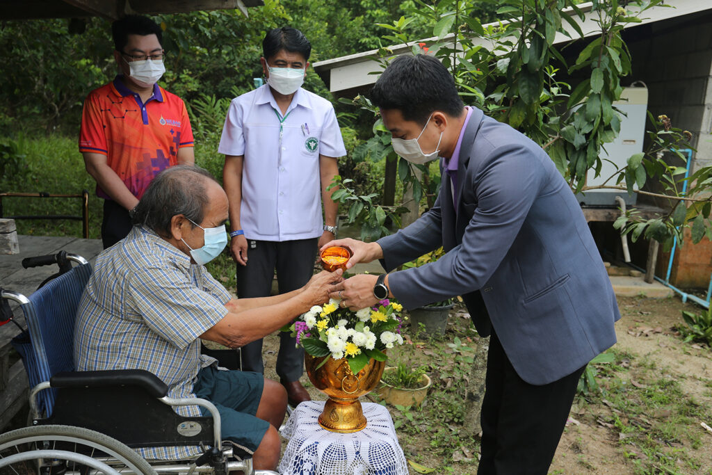 วลัยลักษณ์สงกรานต์ Delivery “ส่งสุขปีใหม่ไทย”