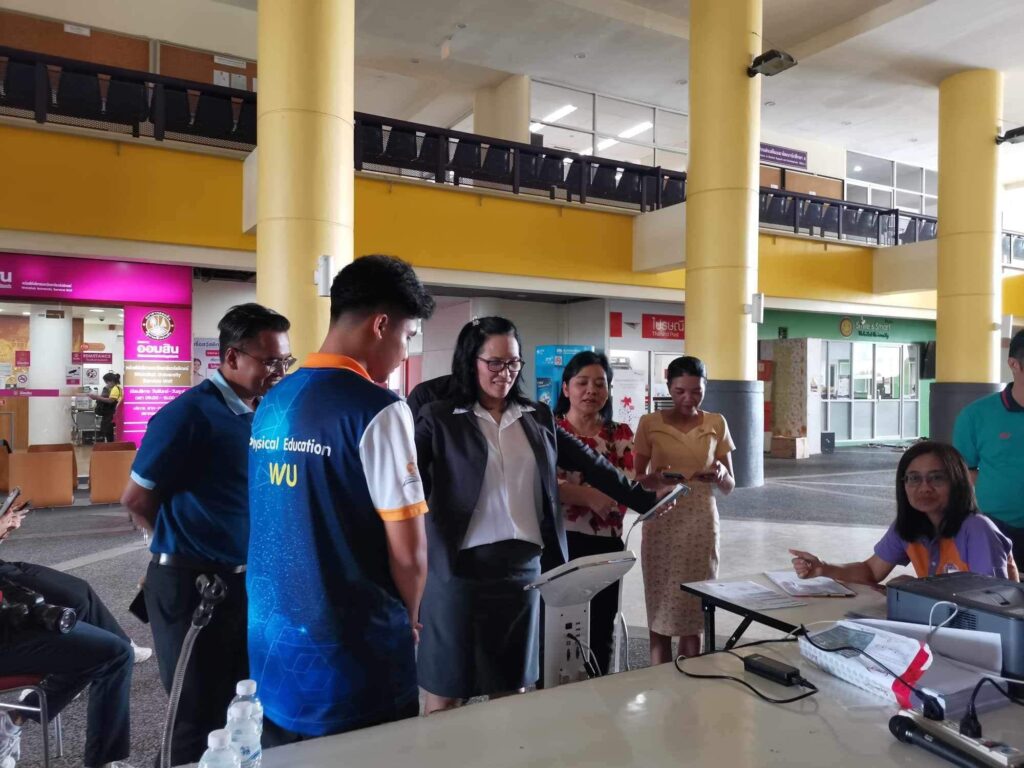 ฝ่ายวิทยาศาสตร์การกีฬาและสุขภาพ “บริการวิชาการวัดและวิเคราะห์องค์ประกอบของร่างกายให้กับบุคลากรโครงการสร้างเสริมสุขภาพฯ"