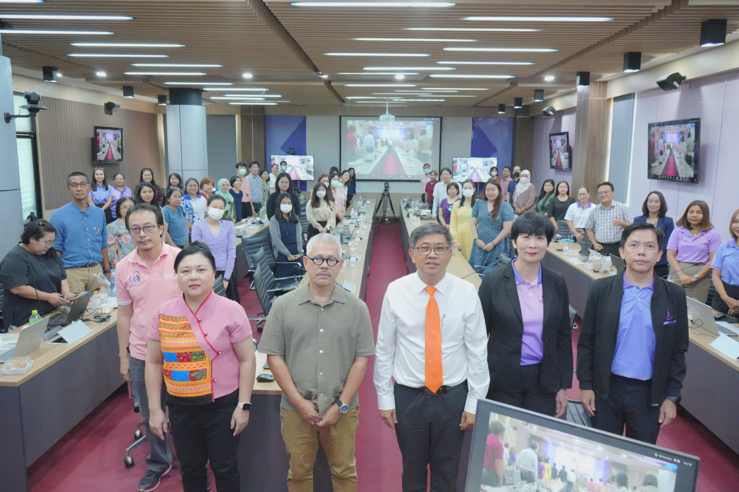 ฝ่ายทำนุบำรุงศิลปะและวัฒนธรรม ฯ ร่วมนำเสนอข้อเสนอการวิจัยและบริการวิชาการ เพื่อขอรับทุนโครงการอนุรักษ์พันธุกรรมพืชอันเนื่องมาจากพระราชดำริ สมเด็จพระเทพรัตนราชสุดาฯ สยามบรมราชกุมารี (อพ.สธ.) ประจำปีงบประมาณ 2570