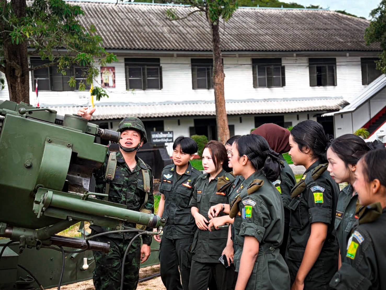 นักศึกษาวิชาทหาร ชั้นปีที่ 4-5 ม.วลัยลักษณ์ ผ่านการฝึกหลักสูตรภาคปกติ ประจำปีการศึกษา 2569